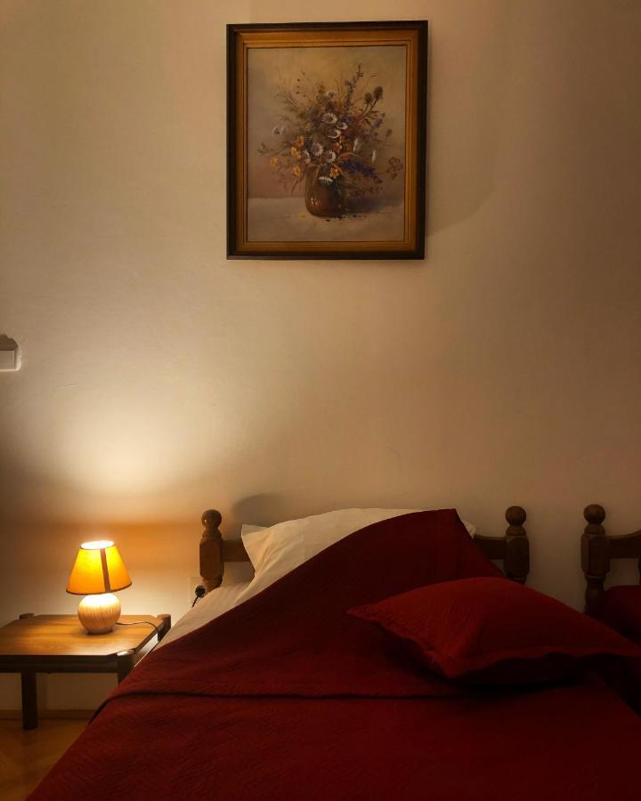 Casa Di Zanjic Apartment Lustica Exterior photo